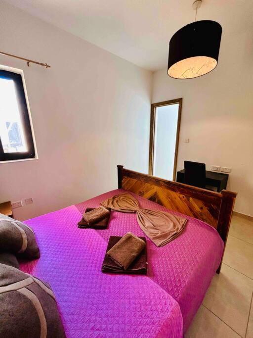 Duplex Whiskey Home 200M Away From The Sea And The Square 세인트폴스베이 외부 사진