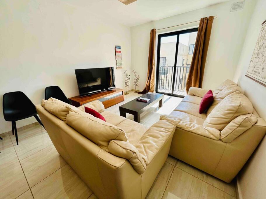 Duplex Whiskey Home 200M Away From The Sea And The Square 세인트폴스베이 외부 사진