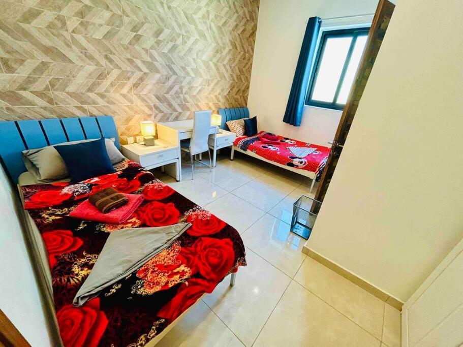 Duplex Whiskey Home 200M Away From The Sea And The Square 세인트폴스베이 외부 사진