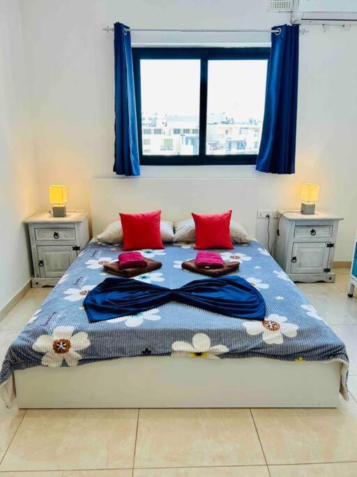 Duplex Whiskey Home 200M Away From The Sea And The Square 세인트폴스베이 외부 사진